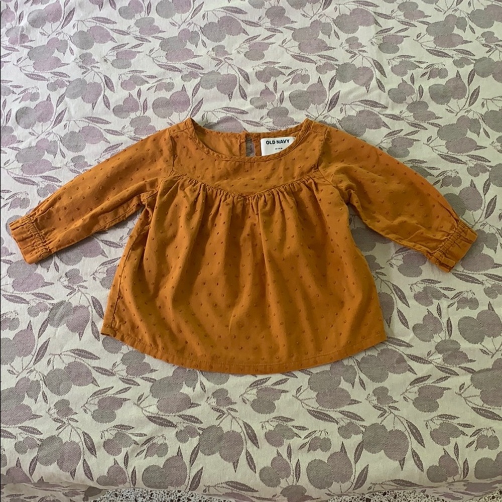 Old Navy Swiss dot blouse 12-18 m
